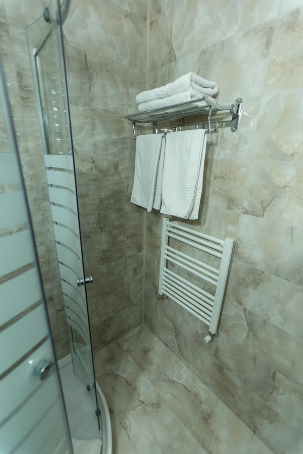 Express Residence Braila Bagian luar foto