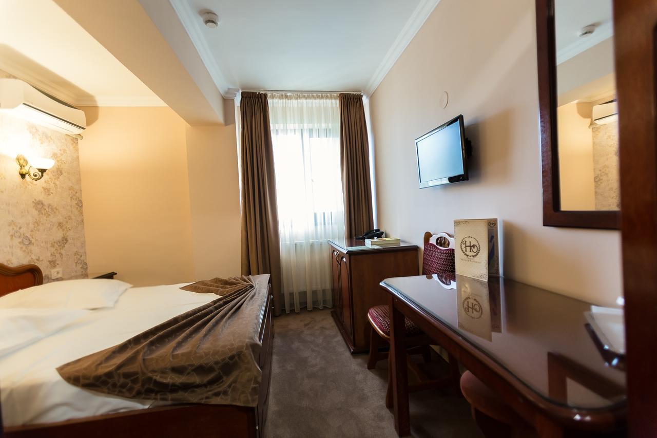 Express Residence Braila Bagian luar foto