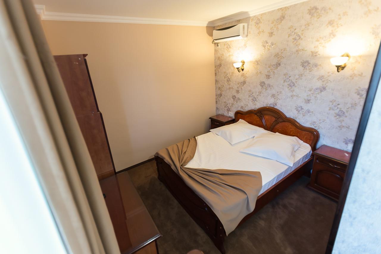 Express Residence Braila Bagian luar foto