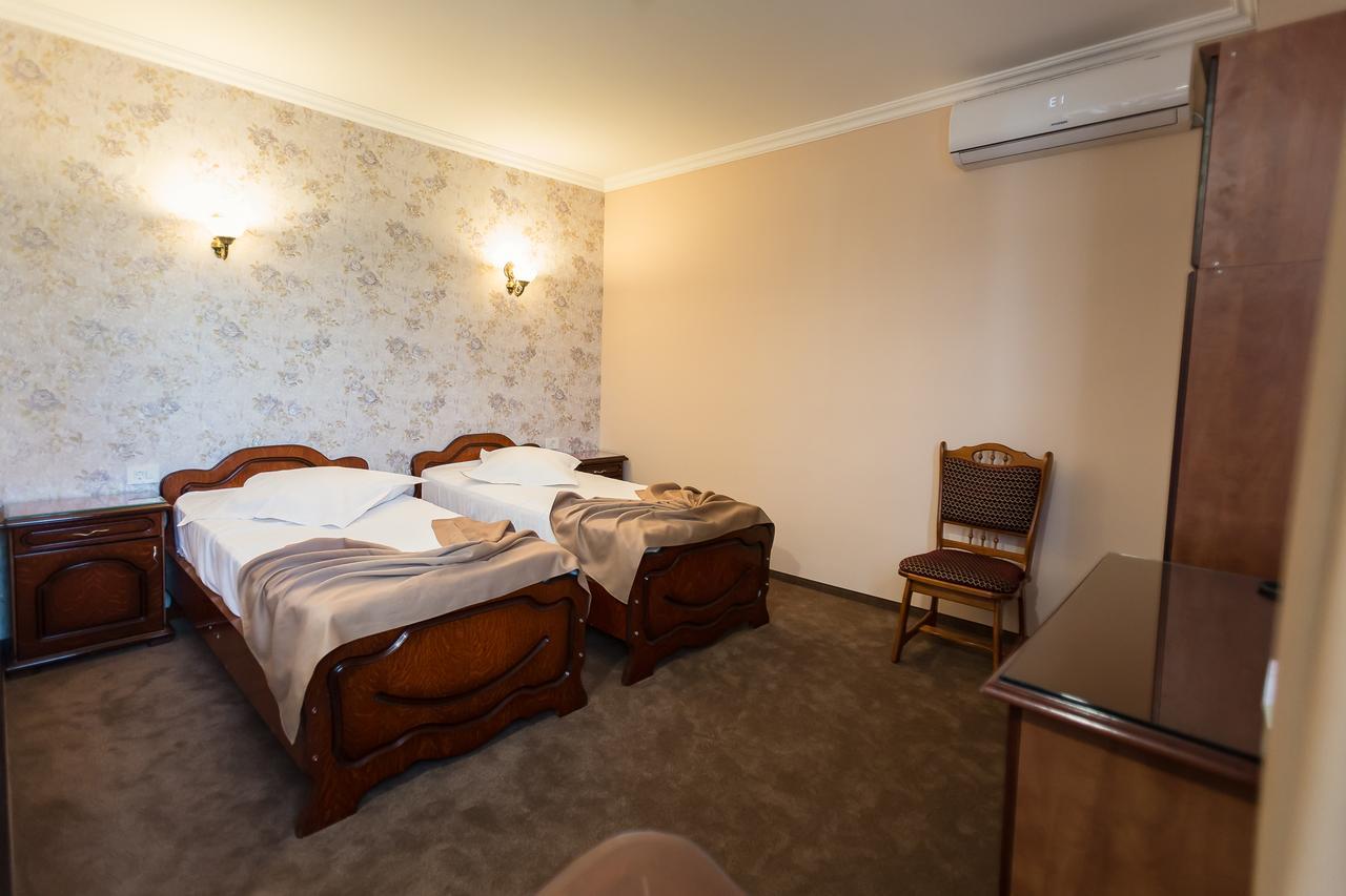 Express Residence Braila Bagian luar foto