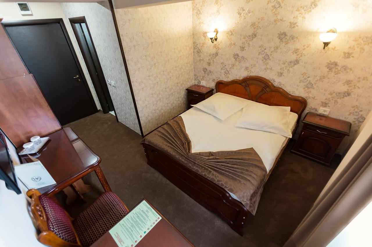 Express Residence Braila Bagian luar foto
