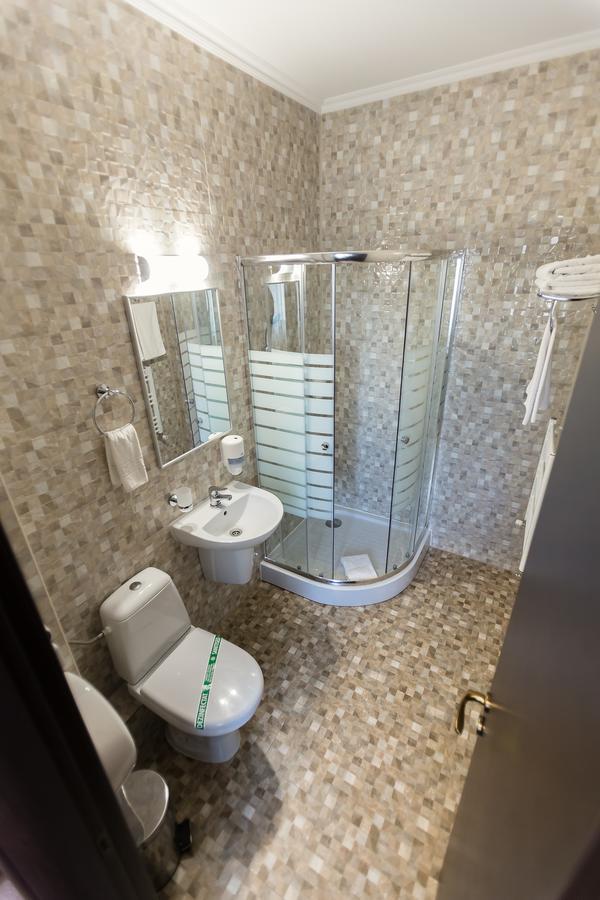 Express Residence Braila Bagian luar foto