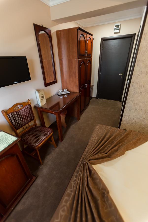 Express Residence Braila Bagian luar foto