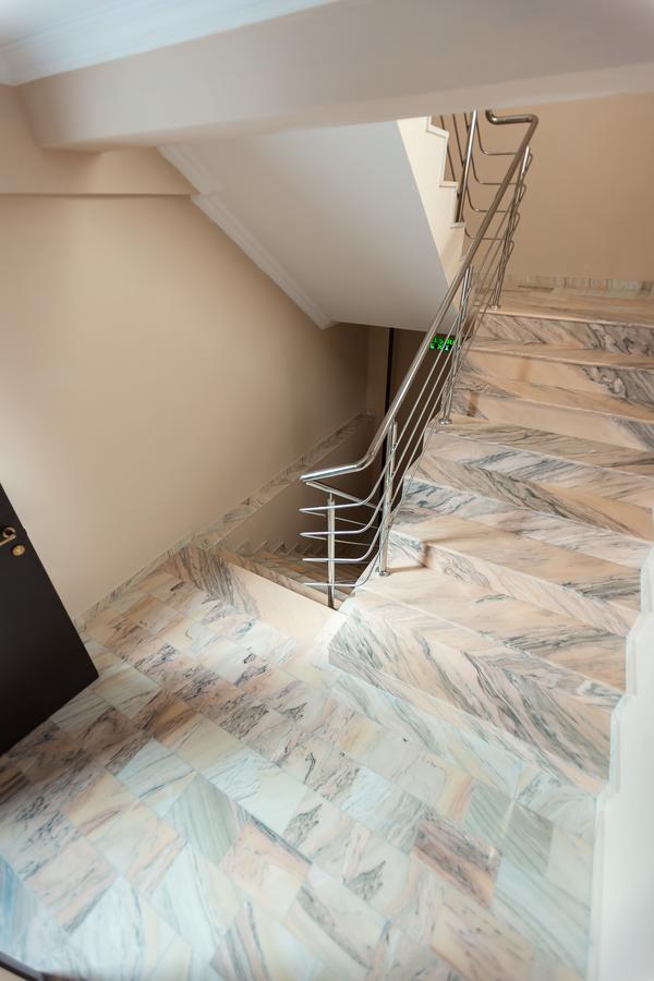 Express Residence Braila Bagian luar foto